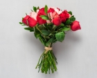 Buquê com 32 Rosas de Duas Cores